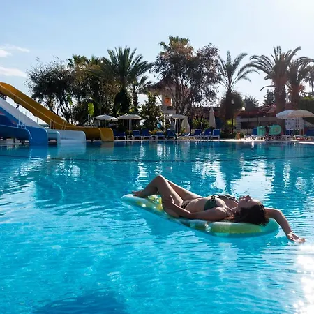 Stella Ultra Resort 5*