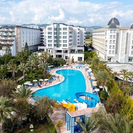 Stella Ultra リゾート