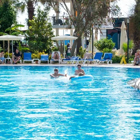 Stella Ultra 5* Okurcalar