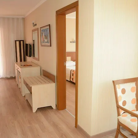 Stella Ultra Resort Okurcalar